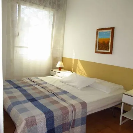 In 25688 Apartament *